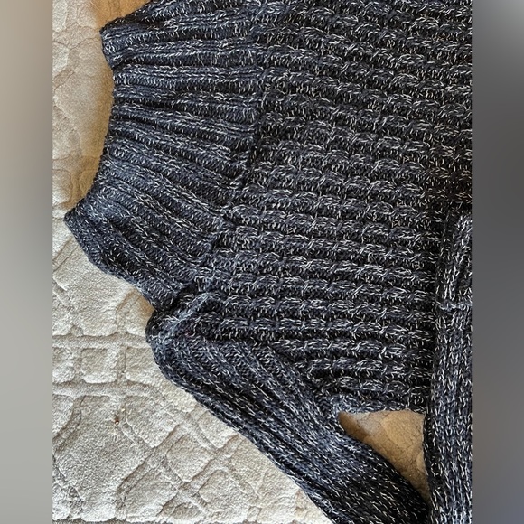 Free People Cropped Chunky Knit Turtleneck Sweater - Picture 4 of 7